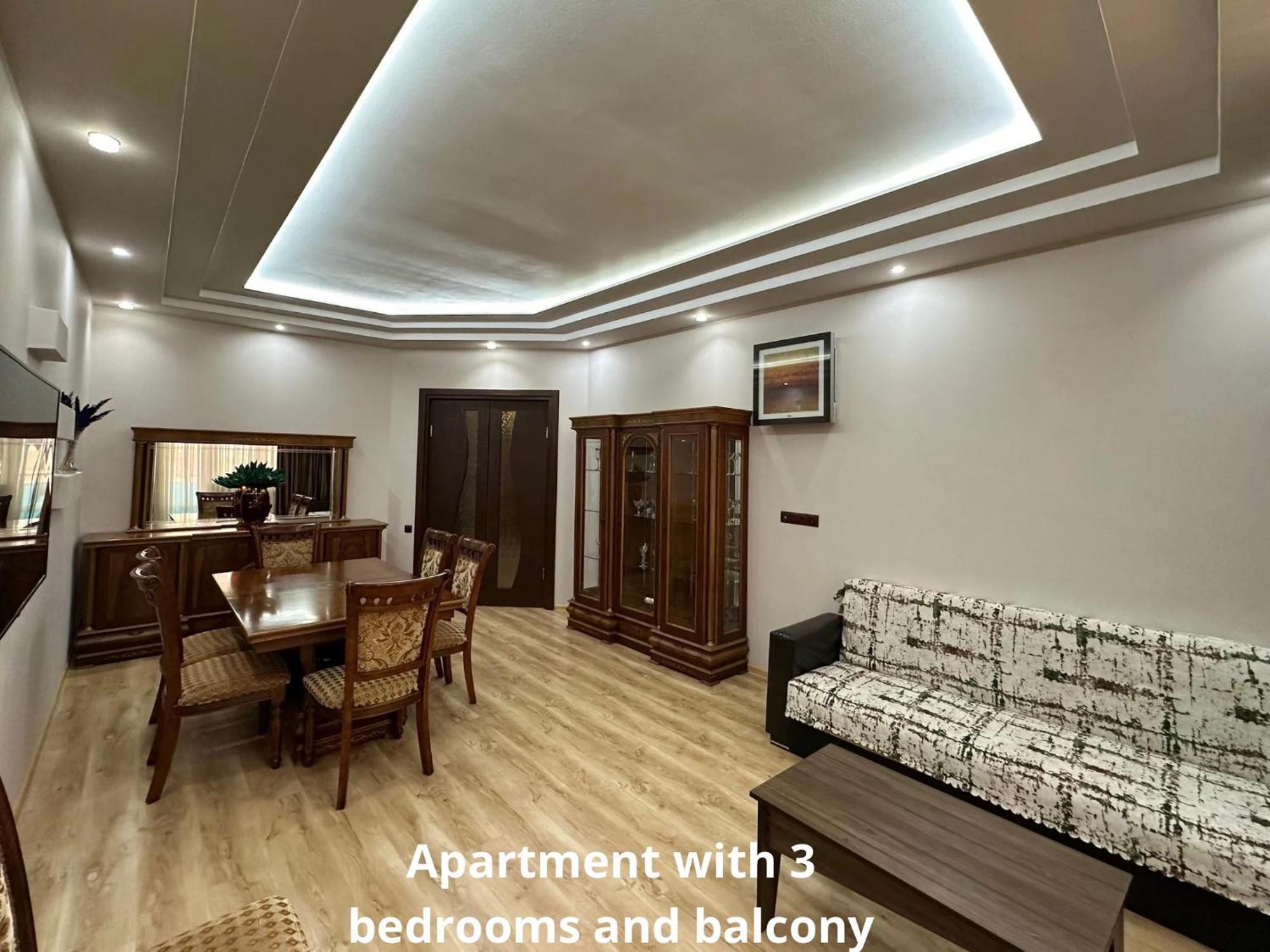 Grand Home Batumi Eksteriør billede