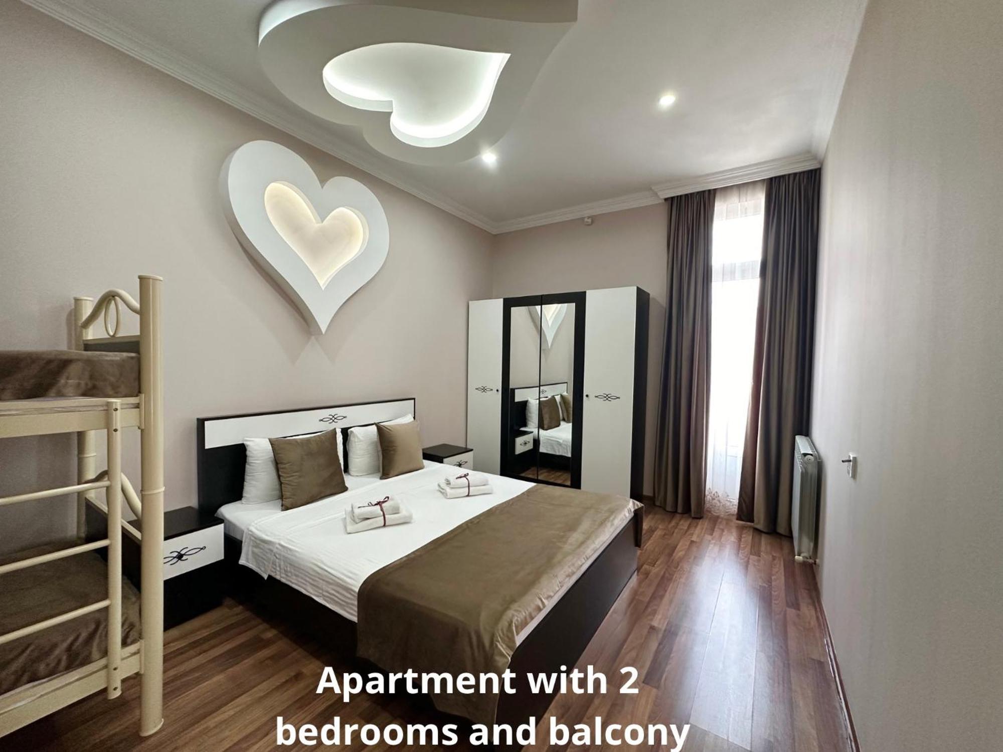 Grand Home Batumi Eksteriør billede