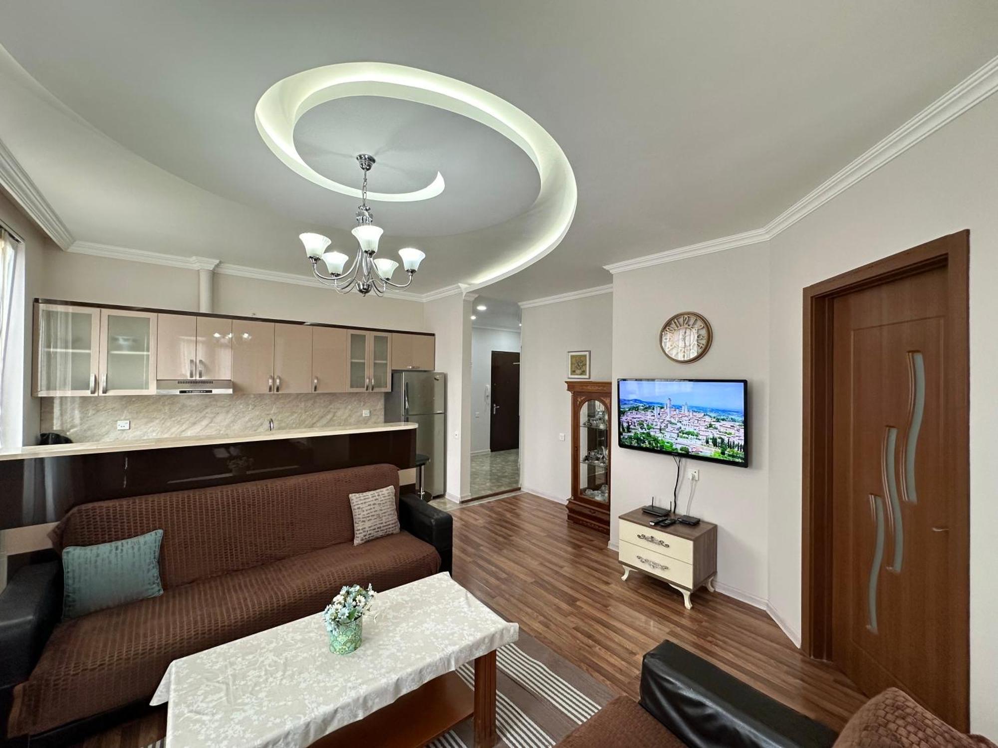 Grand Home Batumi Værelse billede