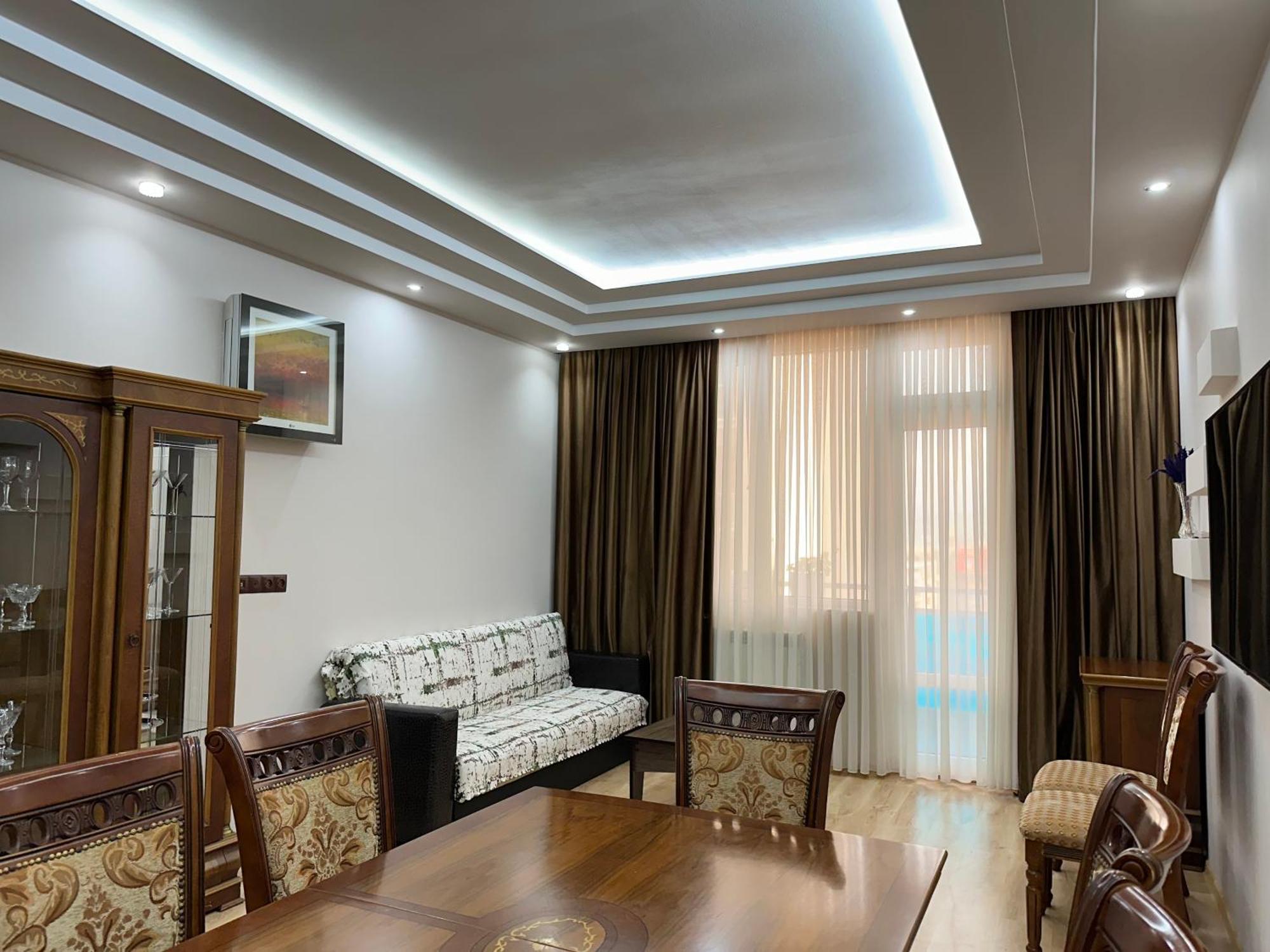 Grand Home Batumi Værelse billede
